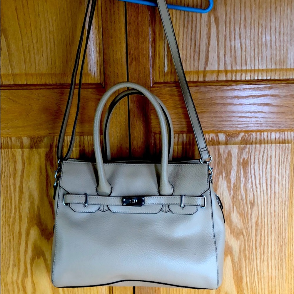 Women’s pocketbook